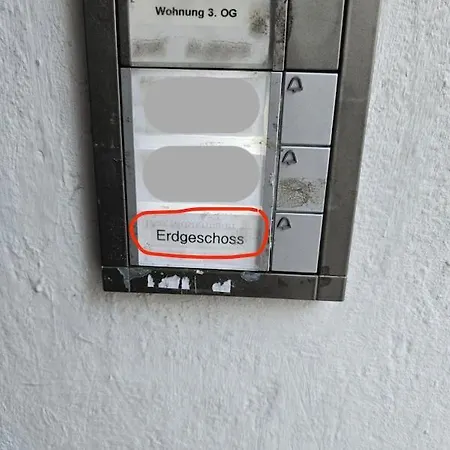 Apartment Tolles Design, Hochwertig, Vollausstattung, 3 Zimmer, Großes Bad&gäste-wc, Große Küche, 3 X Smart Tv, 11 Min Zum Hbf