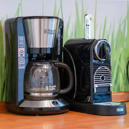 Apartamento Tolles Design, Hochwertig, Vollausstattung, 3 Zimmer, Großes Bad&gäste-wc, Große Küche, 3 X Smart Tv, 11 Min Zum Hbf