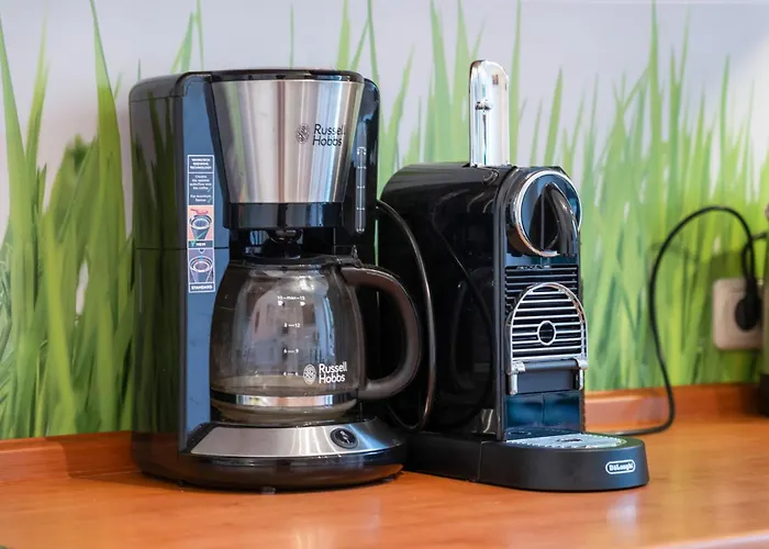 Apartamento Tolles Design, Hochwertig, Vollausstattung, 3 Zimmer, Grosses Bad & Gaeste-wc, Grosse Kueche, 3 X Smart Tv, 11 Min Zum Hbf